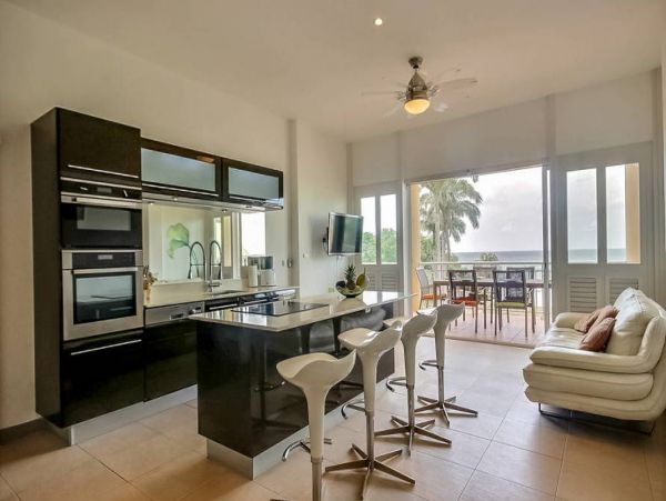Guadeloupe Home 966160
