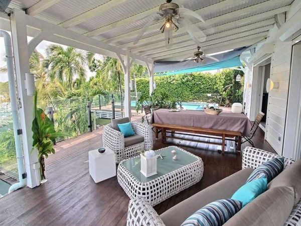 Guadeloupe Home 966162