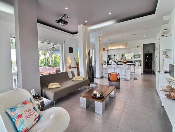 Guadeloupe Home 966162