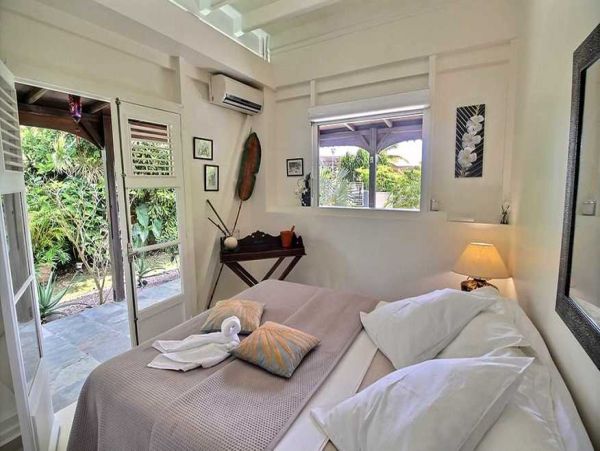 Guadeloupe Home 966162