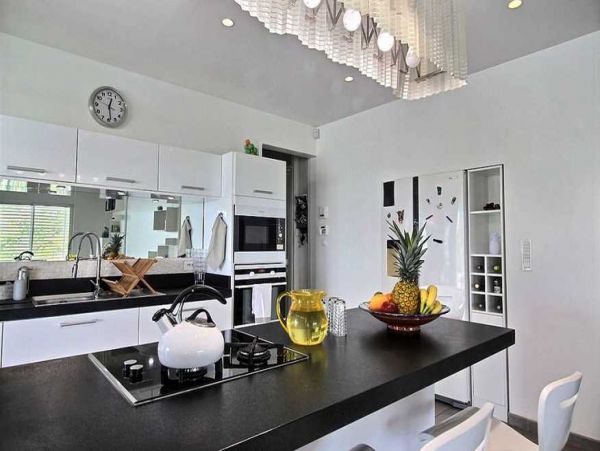 Guadeloupe Home 966162