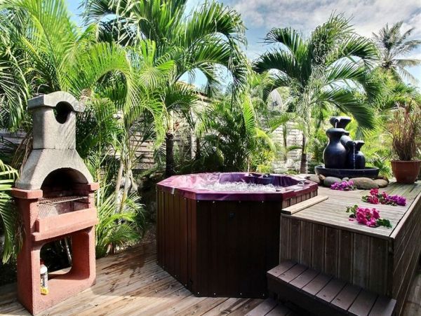 Guadeloupe Home 966163