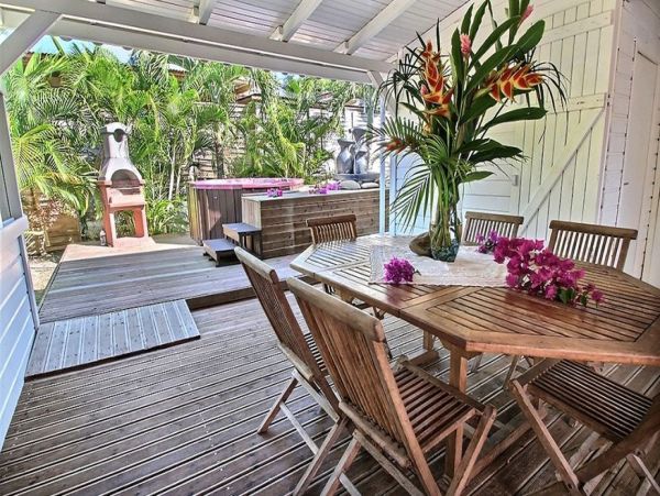 Guadeloupe Home 966163