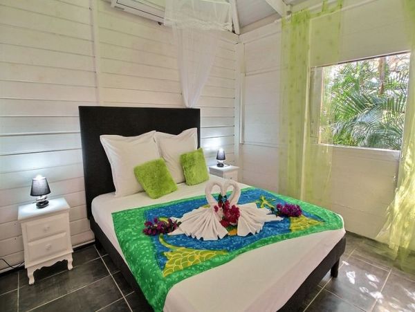 Guadeloupe Home 966163