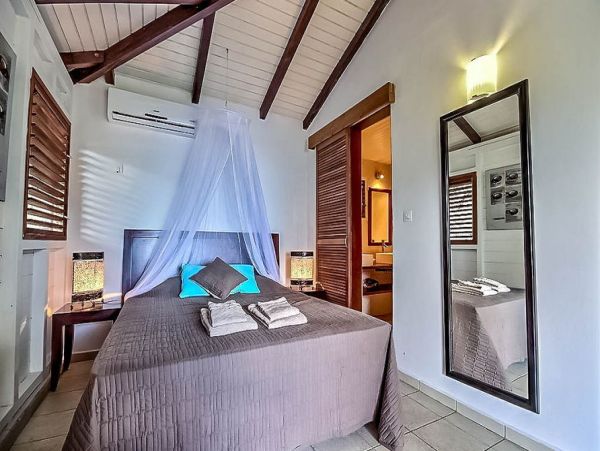 Guadeloupe Home 966165