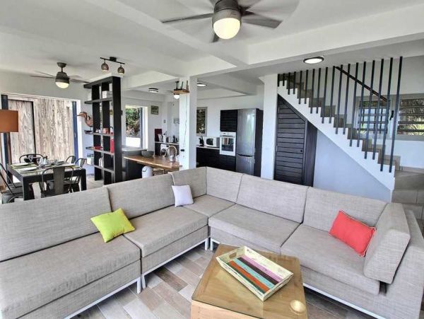 Guadeloupe Home 966167