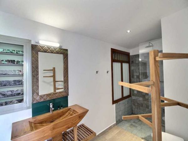 Guadeloupe Home 966167