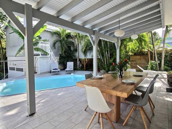 Guadeloupe Home 966168