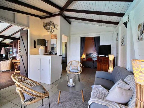 Guadeloupe Home 966169
