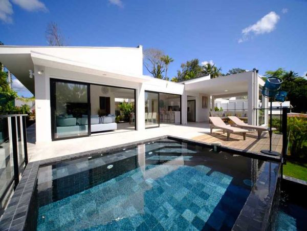 Guadeloupe Home 966170