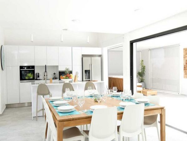 Guadeloupe Home 966170