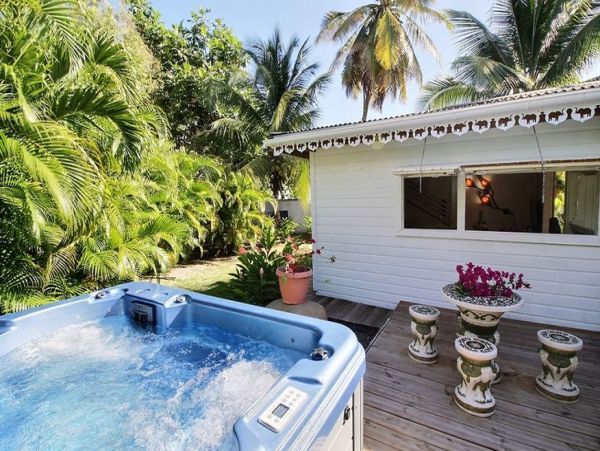 Guadeloupe Home 966174