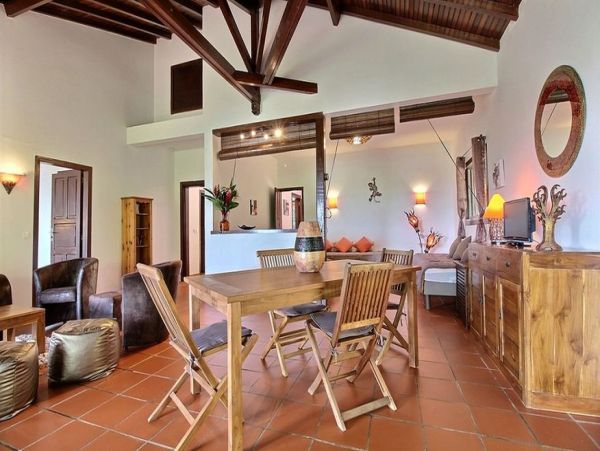 Guadeloupe Home 966175