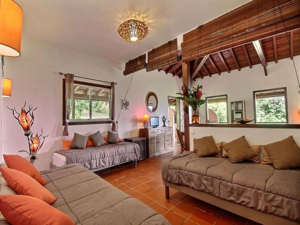 Guadeloupe Home 966175