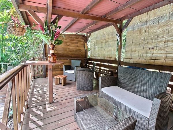 Guadeloupe Home 966175