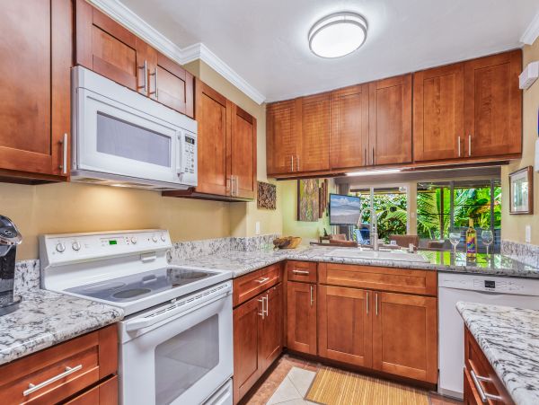 Lahaina Condo 966178