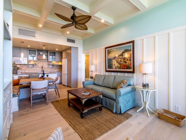 Lahaina Ground Floor One Bedroom Unit Oceanside