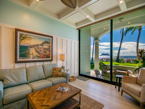 Lahaina Ground Floor One Bedroom Unit Oceanside