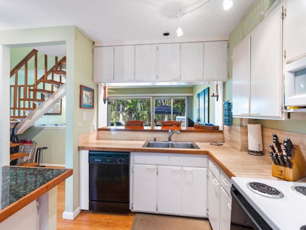 Lahaina Condo 966189