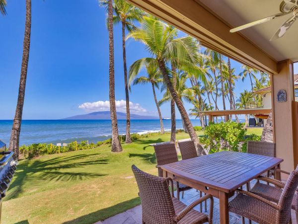 Oceanfront 3 Bedroom Vacation Home with Amazing Views