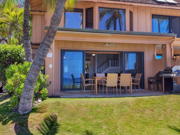 Oceanfront 3 Bedroom Vacation Home with Amazing Views