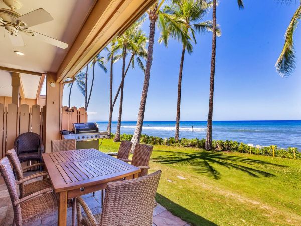 Oceanfront 3 Bedroom Vacation Home with Amazing Views