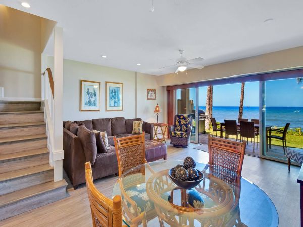 Oceanfront 3 Bedroom Vacation Home with Amazing Views