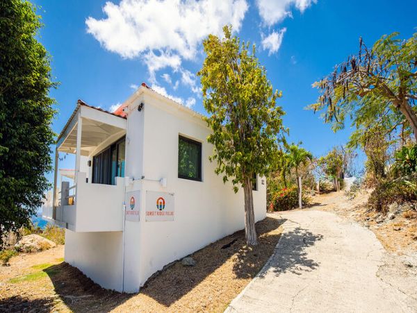 St. John Home 966194
