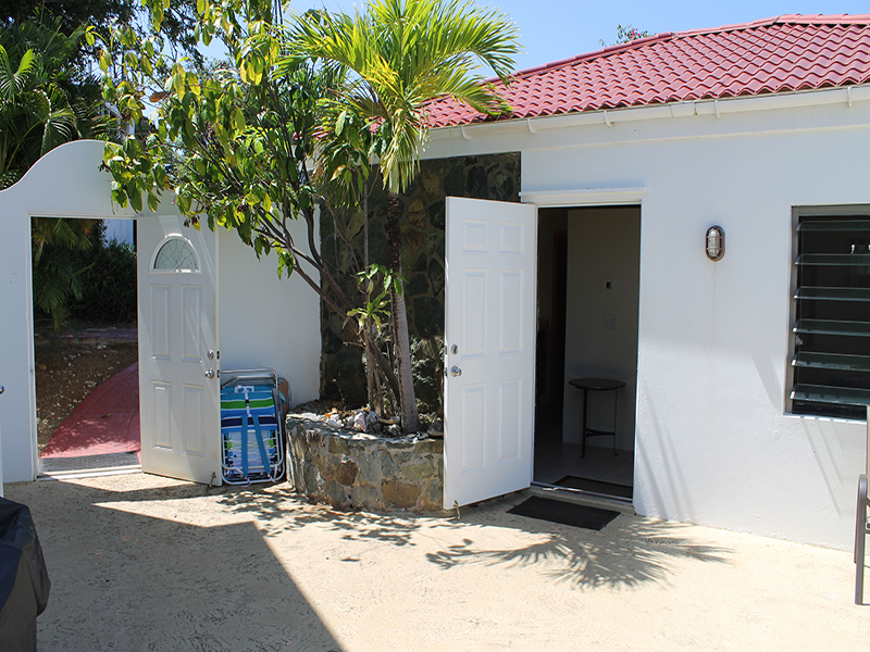 St. John Home 966195