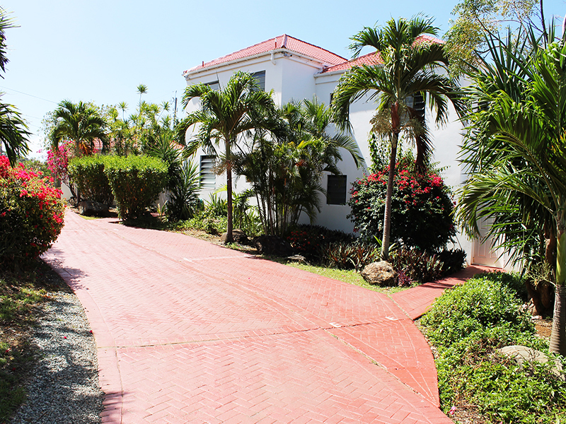 St. John Home 966197