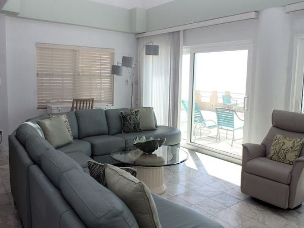 St. John Home 966200