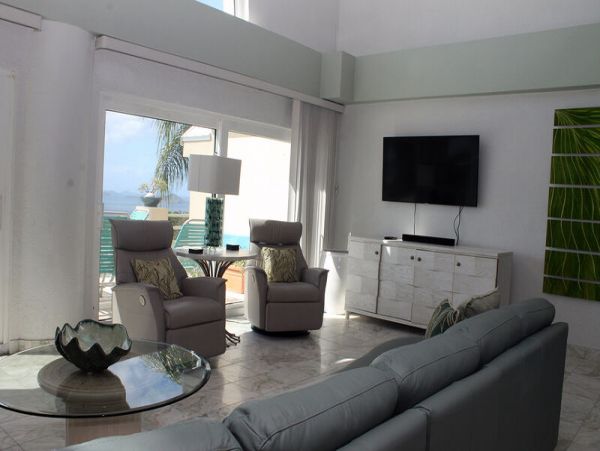 St. John Home 966200