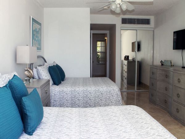 St. John Home 966200
