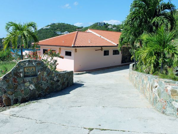 St. John Home 966202