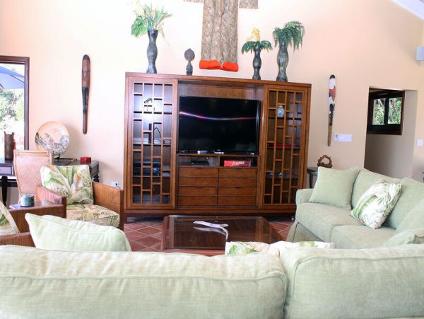 St. John Home 966202
