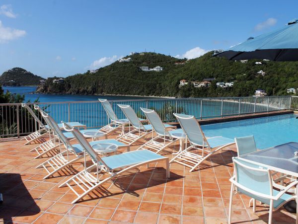 St. John Home 966202