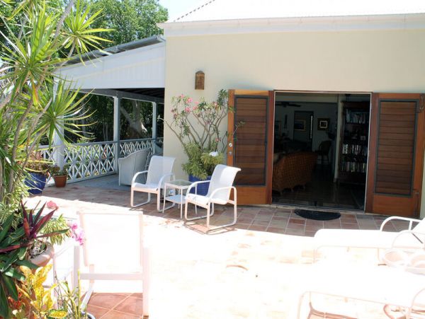 St. John Home 966203