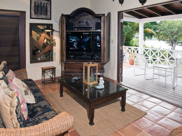 St. John Home 966203