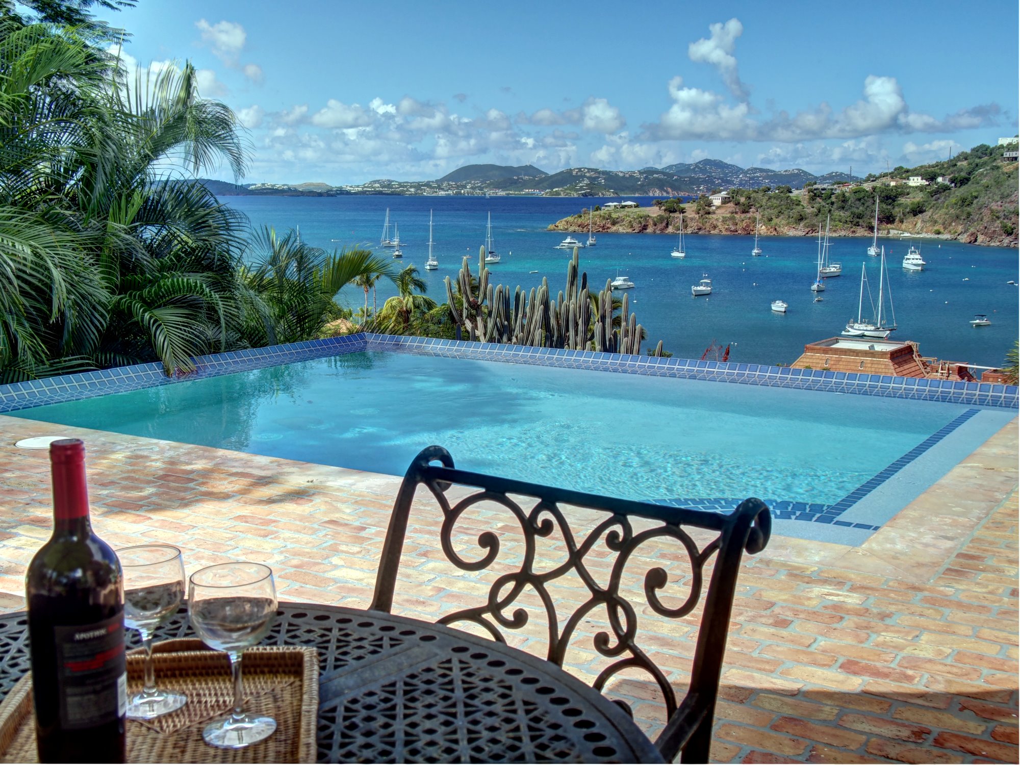 St. John Home 966204