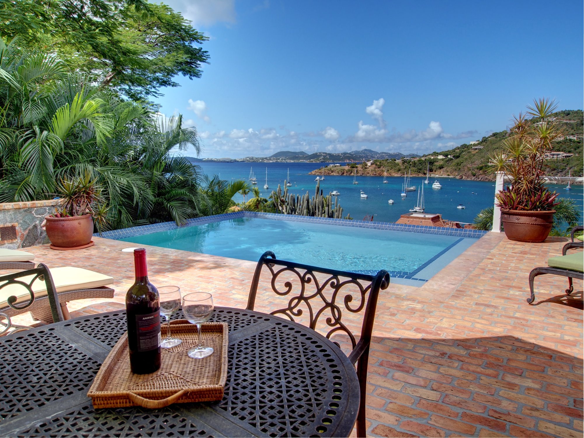 St. John Home 966204