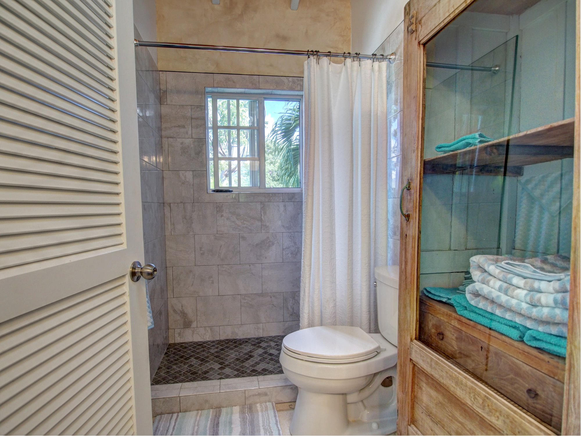 St. John Home 966204