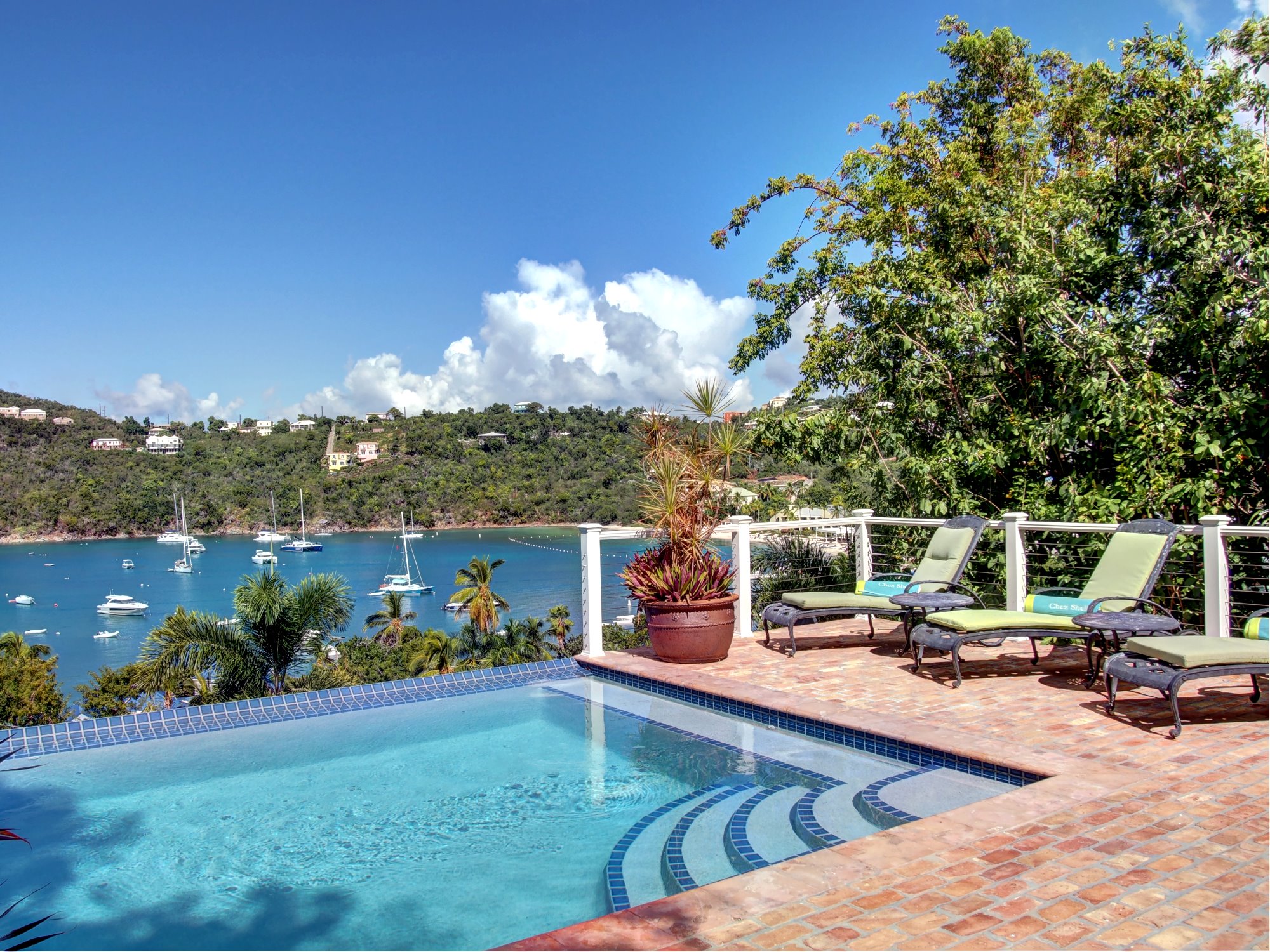 St. John Home 966204