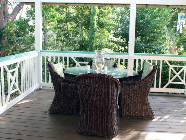 St. John Home 966208