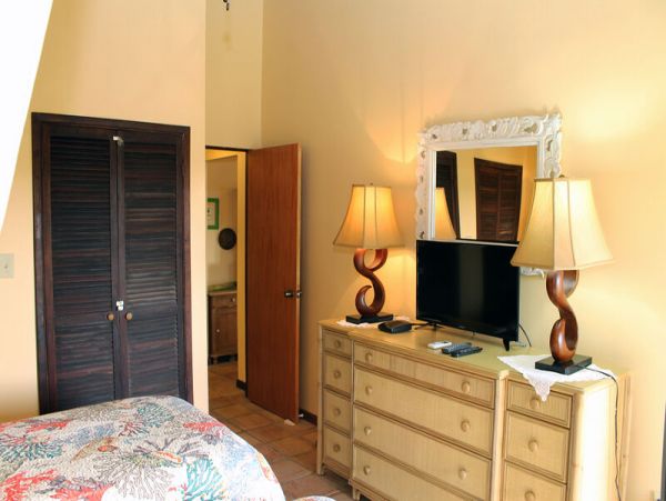 St. John Home 966208