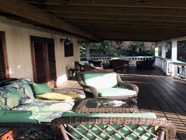 St. John Home 966208