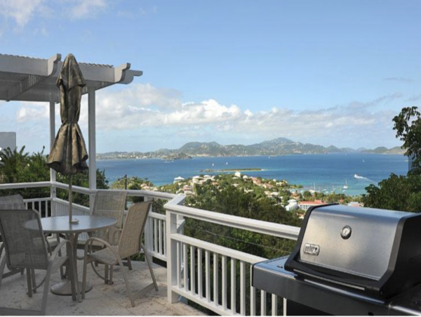 Charming Vacation Villa in Cruz Bay with Amazing Views Sleeps 5