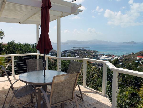 Charming Vacation Villa in Cruz Bay with Amazing Views Sleeps 5