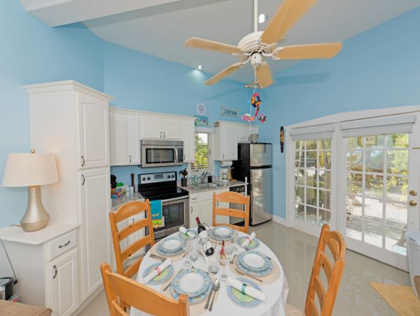 Cayman Islands Condo 966213