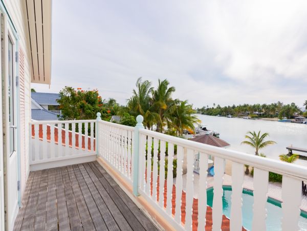 Cayman Islands Four Bedroom Stunning Waterfront Retreat