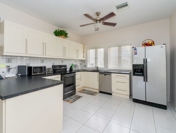 Cayman Islands Four Bedroom Stunning Waterfront Retreat